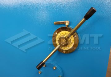 刀口間隙調整.jpg 刀口間隙調整.jpg