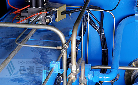 ZDK-20032全金屬管套連接,高溫不膨脹,可長(zhǎng)期保證精度.jpg ZDK-20032全金屬管套連接,高溫不膨脹,可長(zhǎng)期保證精度.jpg